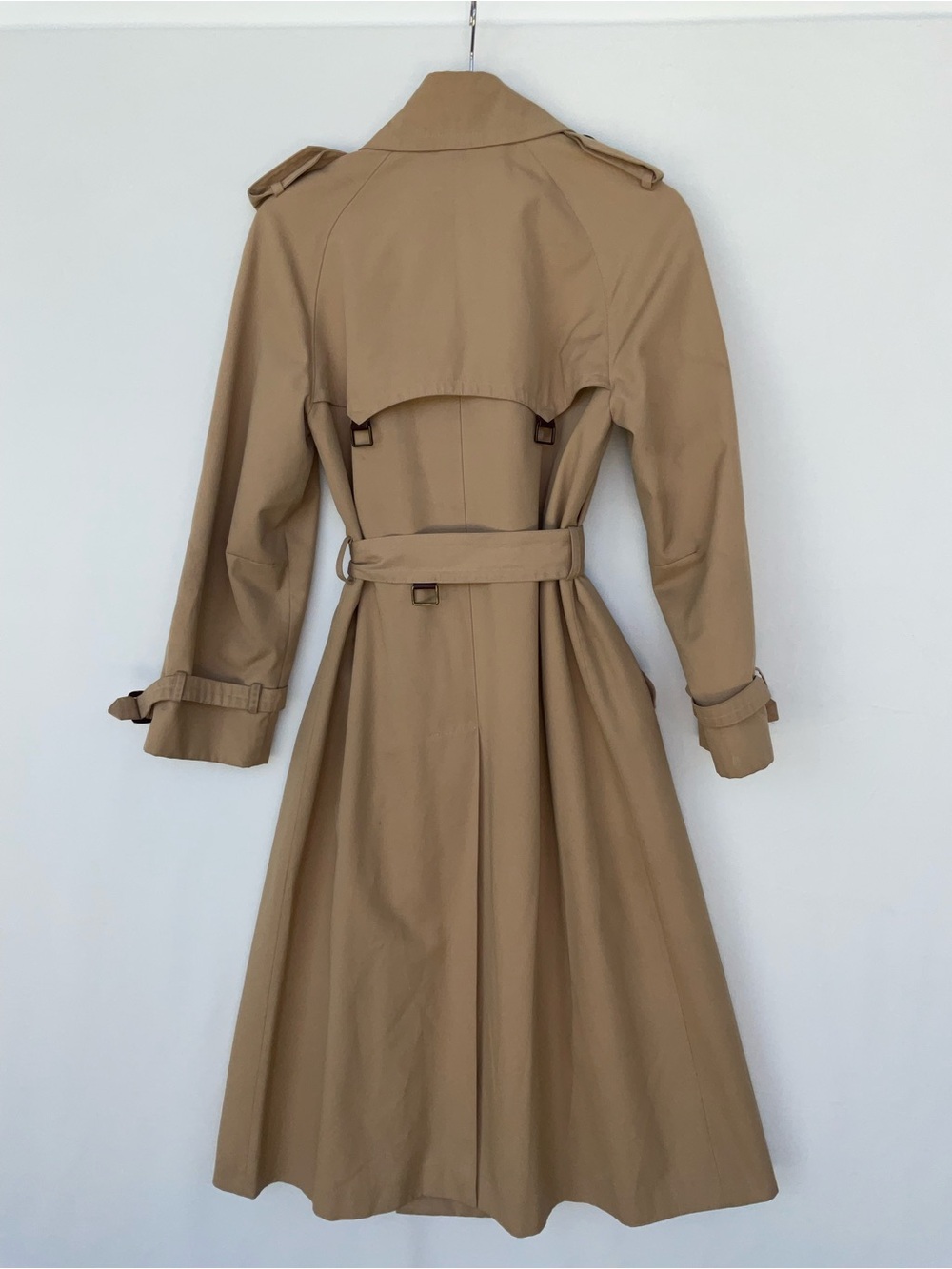 Etienne Aigner Beige Trench Coat - Picture 8 of 13